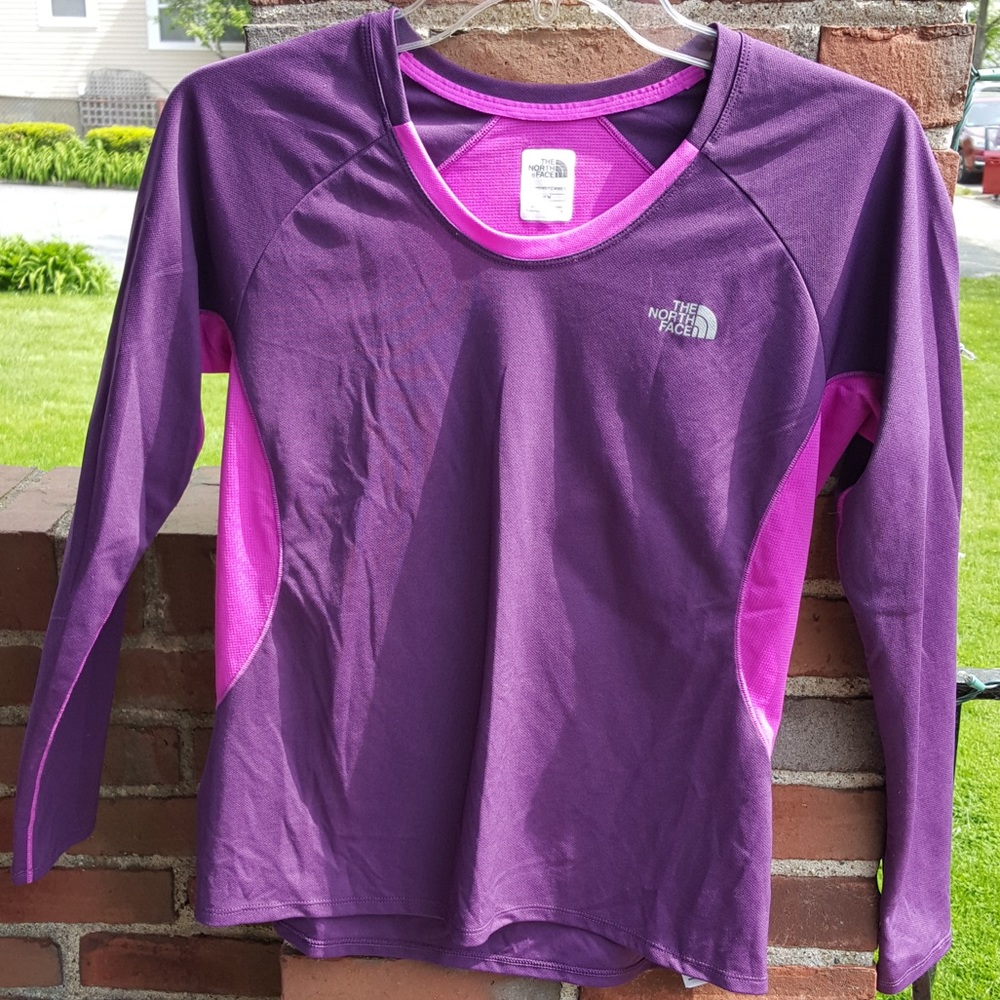Women’s North Face Active/Athletic Shirt